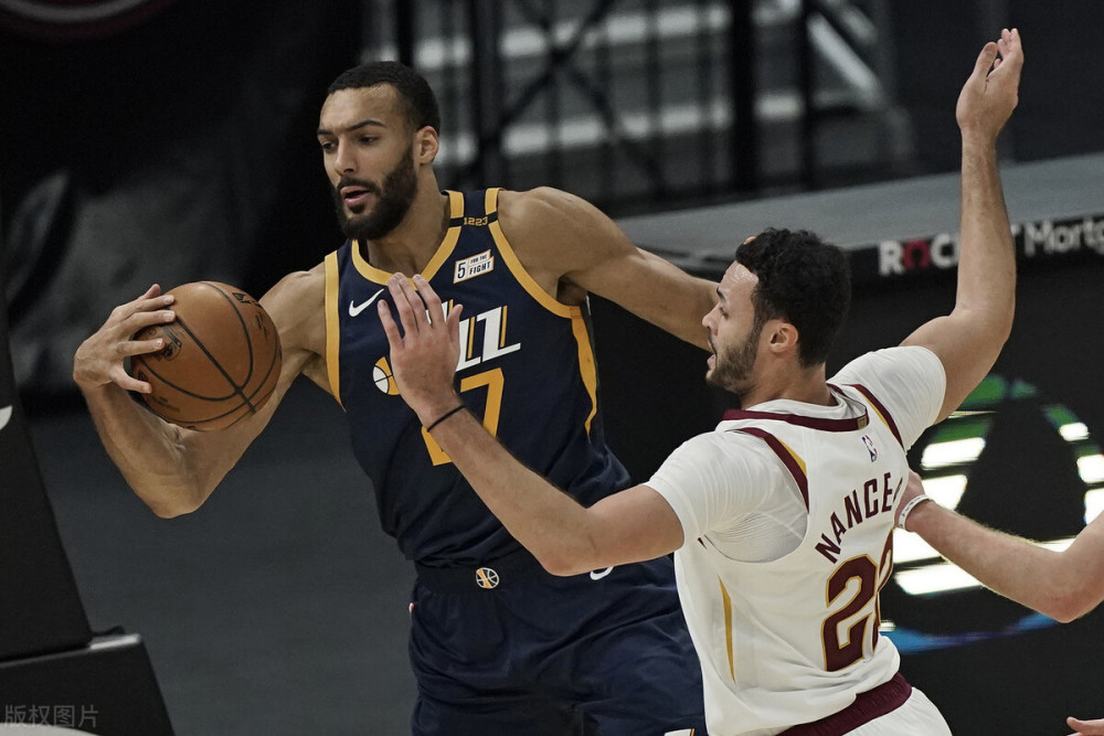 犹他爵士迎意甲关键赛，赛前复出首秀，悬念犹存，球探报告显示潜力的简单介绍