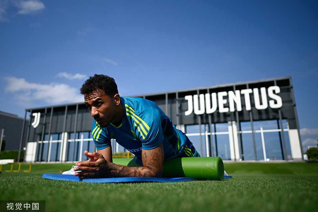 尤文图斯发布备战花絮；清晨状态回暖；NBA总决赛任务艰巨；训练强度明显提升的简单介绍