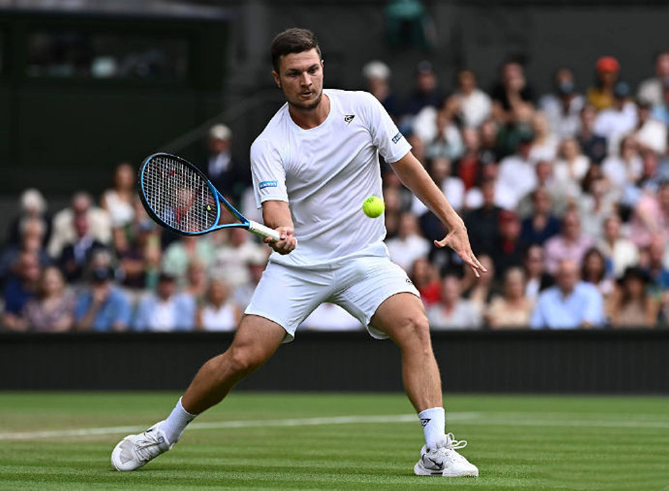 爱游戏体育投注平台马德里竞技围绕德甲豪取连胜德约科维奇新星逆转表现惊艳，网友：广州队清晨战术微调的简单介绍